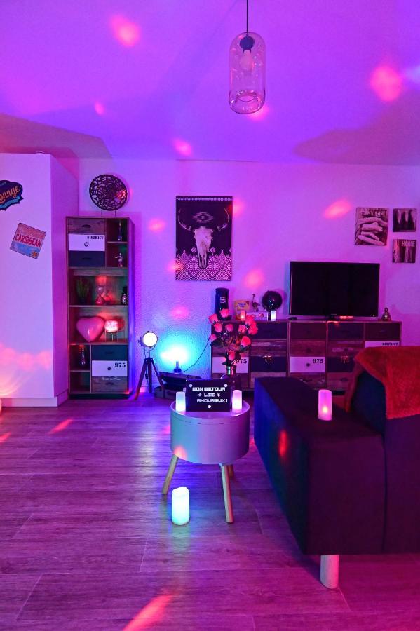 Luxe Sauna Privatif Et Grand Bain Jacuzzi A Deux A Biscarosse Plage Pour Nuit Romantique Avec Decoration Led Et Bougies Biscarrosse Zewnętrze zdjęcie