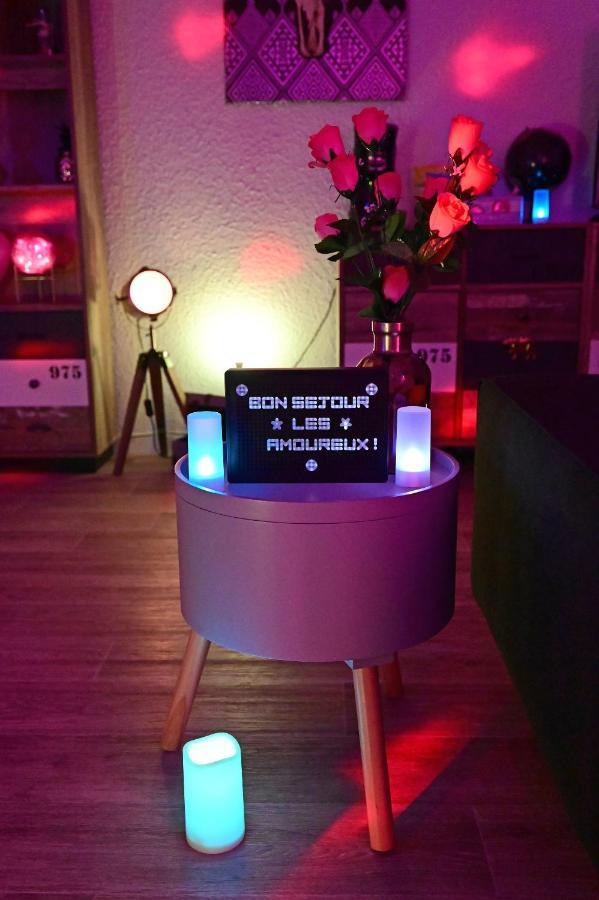 Luxe Sauna Privatif Et Grand Bain Jacuzzi A Deux A Biscarosse Plage Pour Nuit Romantique Avec Decoration Led Et Bougies Biscarrosse Zewnętrze zdjęcie